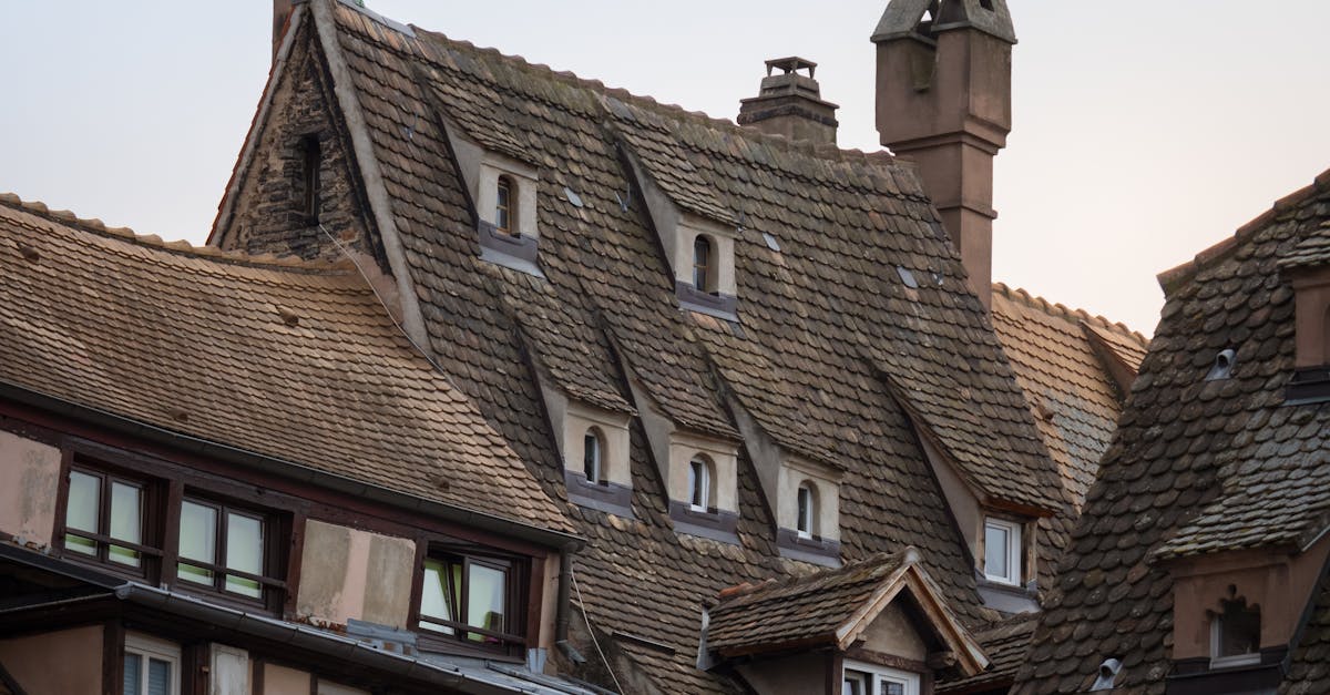 Energy Efficiency in Flat Roofing Solutions for UK Buildings