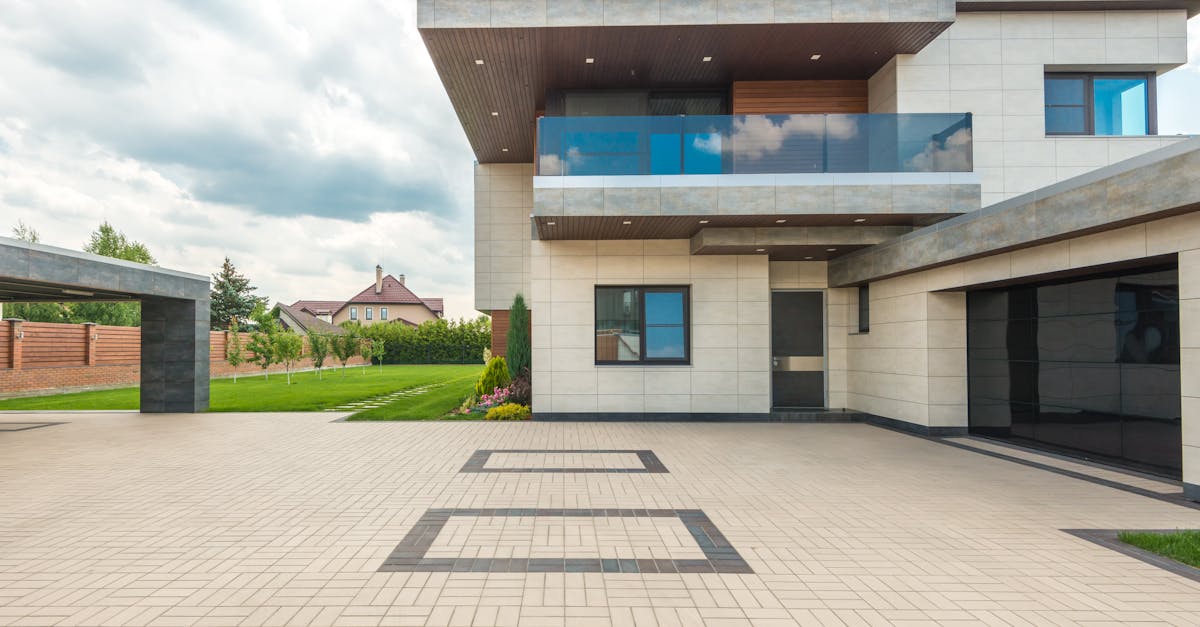 Hiring Professional Contractors for Flat Roof Repairs